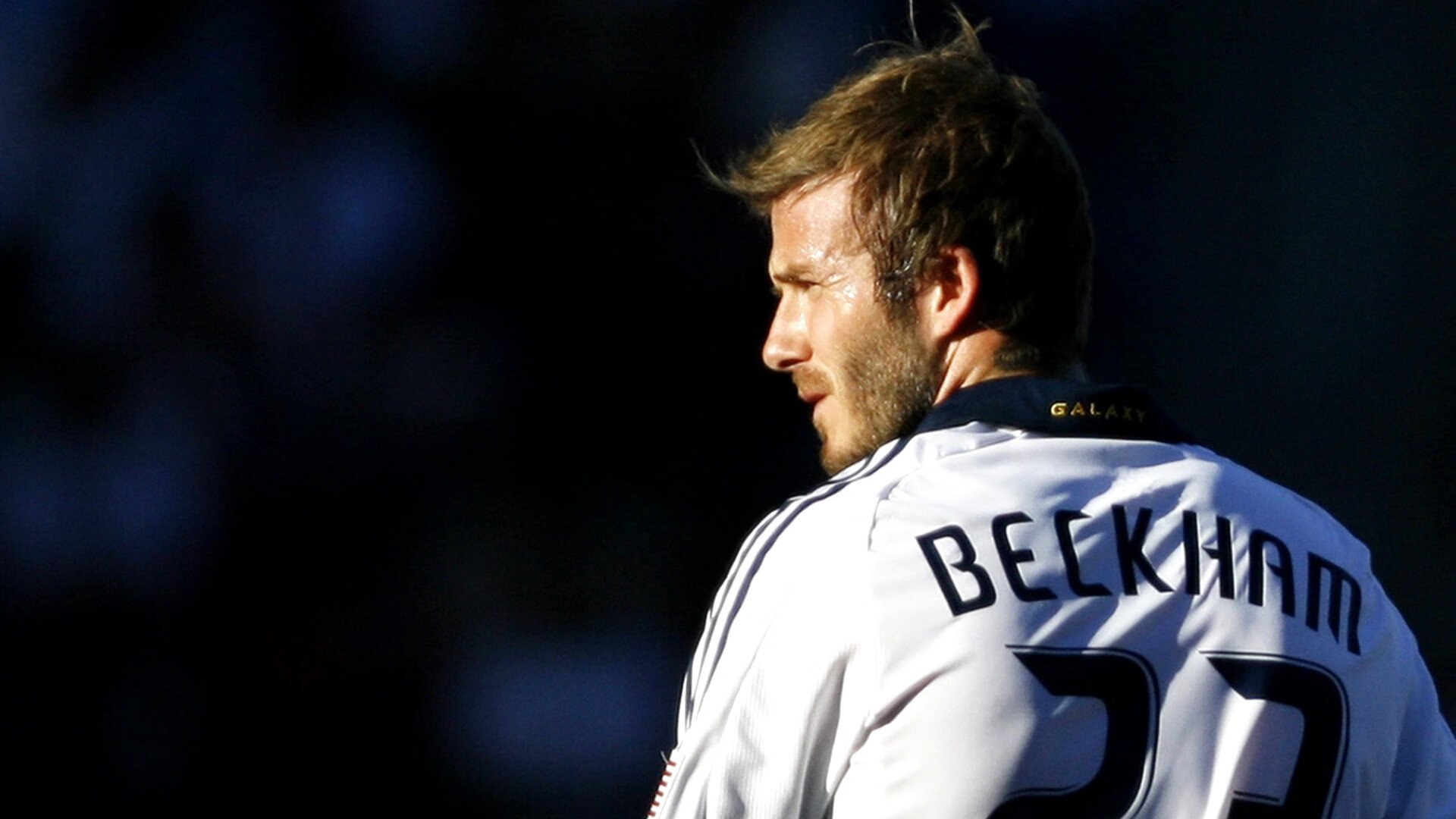 开云中国-替补席上跳起非洲战鼓舞，塞内加尔球员太嗨被罚黄牌，非洲 塞内加尔